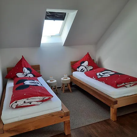 Roetzer - Forsthausschmankerl Holiday home *